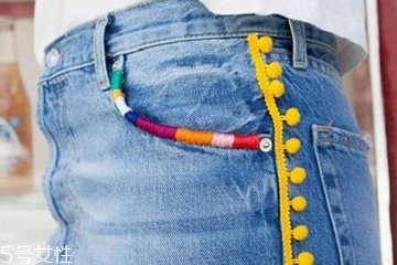 舊牛仔褲怎么改好看？只需幾步立馬變身時(shí)尚褲子
