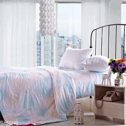 空調(diào)被多久洗一次？要看是什么季節(jié)