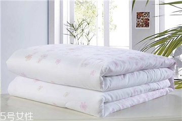 空調(diào)被多久洗一次？要看是什么季節(jié)