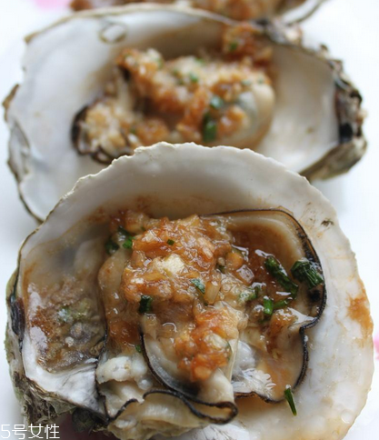 生蠔沒熟吃了會怎么樣？沒熟的生蠔吃了有什么后果