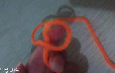 手工手環(huán)怎么做？棉繩手環(huán)的簡單做法