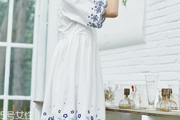 棉麻衣服容易皺怎么辦？這些妙招來(lái)幫你