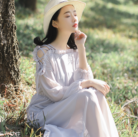 瘦人穿什么連衣裙好看？這三款讓你美上天