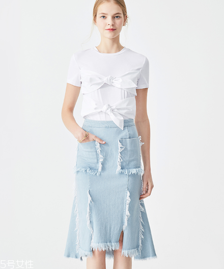 開叉裙適合什么人？詮釋美腿恰到好處