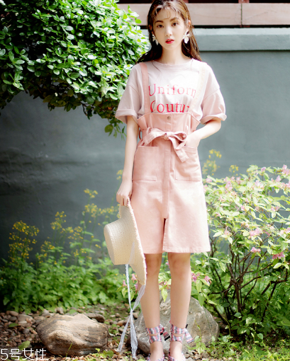 不會(huì)穿衣服搭配怎么辦？有這三樣就夠了