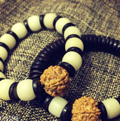 菩提根手串多少錢？市場行情不算貴