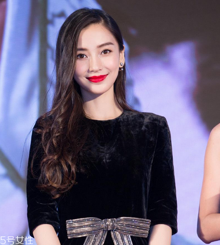 染發(fā)染什么顏色顯白？最顯白的發(fā)色是這個