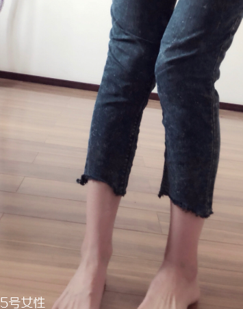 舊牛仔褲怎么改好看？只需幾步立馬變身時(shí)尚褲子