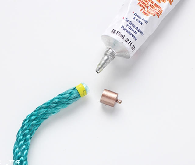 手工手環(huán)怎么做？棉繩手環(huán)的簡單做法