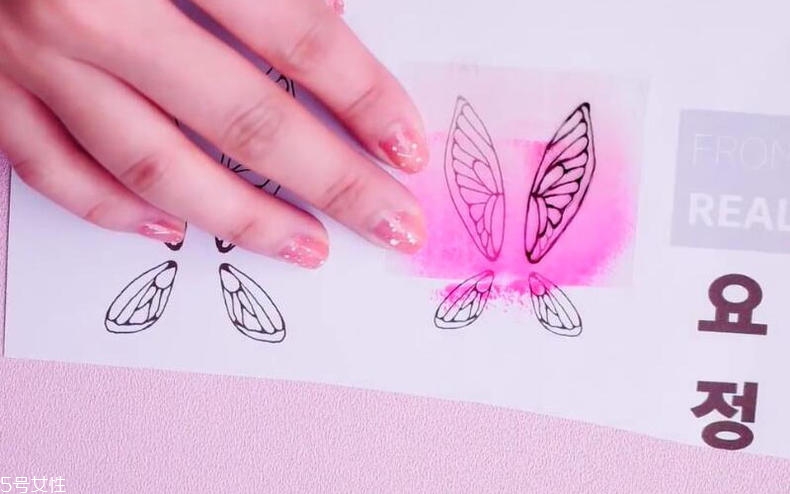 蝴蝶型耳墜怎么做？森林系耳墜的自制教程