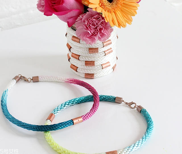 手工手環(huán)怎么做？棉繩手環(huán)的簡單做法