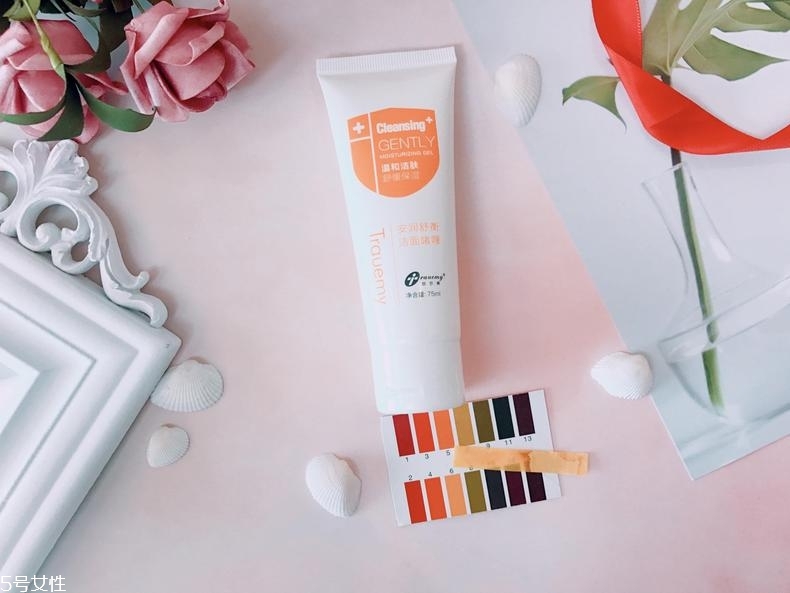 創(chuàng)爾美潔面啫喱好用嗎？看看低泡洗面奶的清潔力