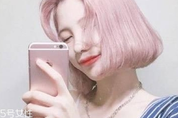 染粉色頭發(fā)要漂白嗎？必不可少的一步