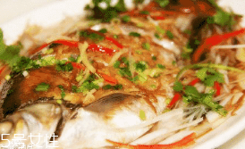 鳊魚和鯽魚哪個(gè)好 鳊魚和鯽魚的區(qū)別 鳊魚和鯽魚哪個(gè)好 鳊魚和鯽魚的區(qū)別