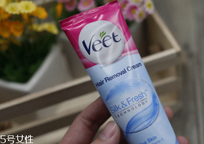 唇毛可以用脫毛膏么 選擇唇部專(zhuān)用脫毛膏 唇毛可以用脫毛膏么 選擇唇部專(zhuān)用脫毛膏