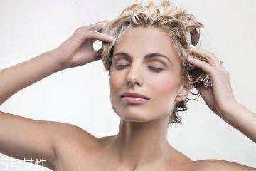 護發(fā)素忘記洗了怎么辦如何補救 護發(fā)素忘記洗了怎么辦如何補救