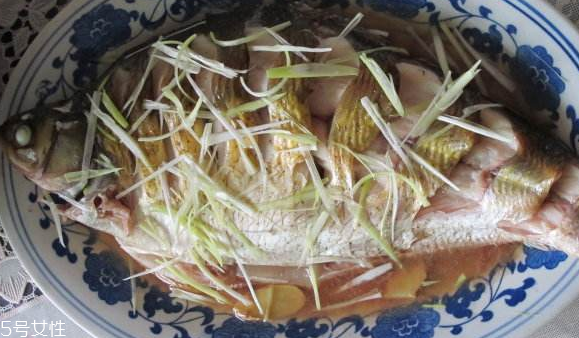 鳊魚的選購技法 怎么挑選好的鳊魚 鳊魚的選購技法 怎么挑選好的鳊魚