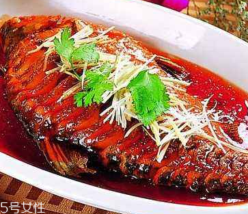 鳊魚和鯧魚的區(qū)別在哪里 鳊魚和鯧魚的區(qū)別在哪里