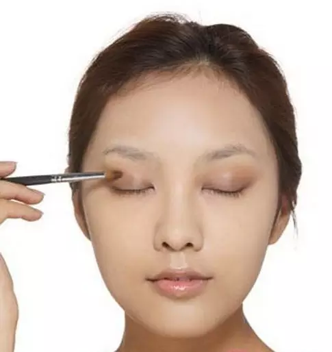 韓國明星怎么化妝 韓妝怎么畫 韓國明星怎么化妝 韓妝怎么畫