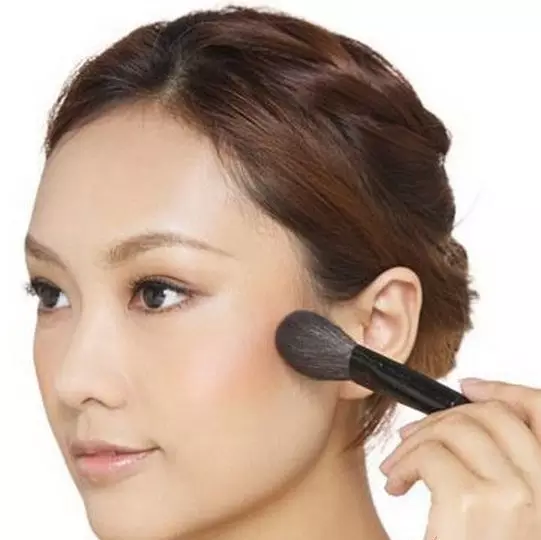 韓國明星怎么化妝 韓妝怎么畫 韓國明星怎么化妝 韓妝怎么畫