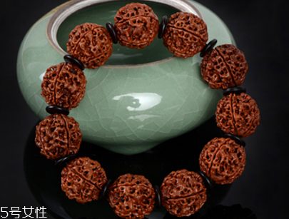 菩提子手串有什么好處 難怪這么受歡迎 菩提子手串有什么好處 難怪這么受歡迎