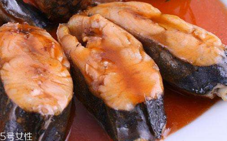 鲅魚和馬鮫魚的區(qū)別 看身形和顏色 鲅魚和馬鮫魚的區(qū)別 看身形和顏色