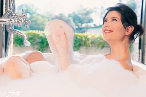 圓臉如何變成瓜子臉 教你瘦臉的正確打開方式 圓臉如何變成瓜子臉 教你瘦臉的正確打開方式