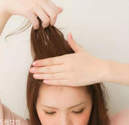 圓臉如何變成瓜子臉 教你瘦臉的正確打開方式 圓臉如何變成瓜子臉 教你瘦臉的正確打開方式