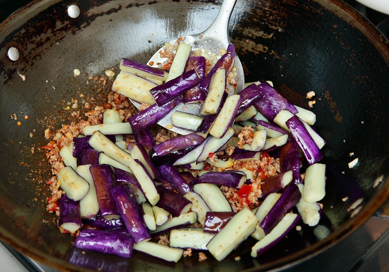 魚香茄子的家常做法 簡單好吃步驟圖解 魚香茄子的家常做法 簡單好吃步驟圖解