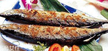 秋刀魚的食用方法有哪些 清蒸紅燒 秋刀魚的食用方法有哪些 清蒸紅燒