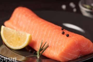 三文魚會有寄生蟲嗎 分為兩種情況 三文魚會有寄生蟲嗎 分為兩種情況