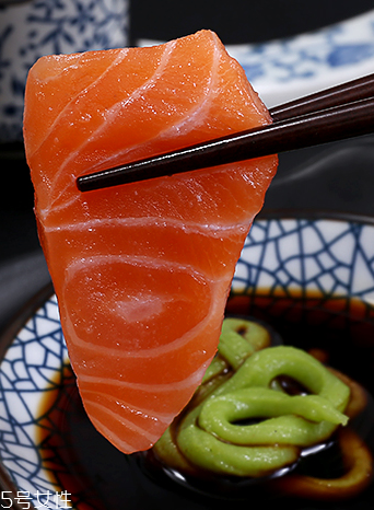 三文魚會有寄生蟲嗎 分為兩種情況 三文魚會有寄生蟲嗎 分為兩種情況