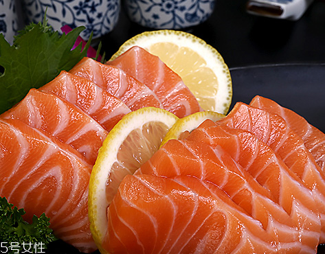 三文魚會過敏嗎 過敏體質(zhì)慎吃