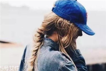 棒球帽什么顏色好看 要根據(jù)自己的形象來選 棒球帽什么顏色好看 要根據(jù)自己的形象來選