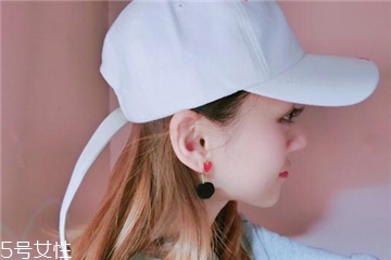 棒球帽什么材質(zhì)好 不同季節(jié)戴不同材質(zhì) 棒球帽什么材質(zhì)好 不同季節(jié)戴不同材質(zhì)