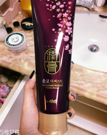 潤(rùn)膏洗發(fā)水五款的功效 各有各的好 潤(rùn)膏洗發(fā)水五款的功效 各有各的好