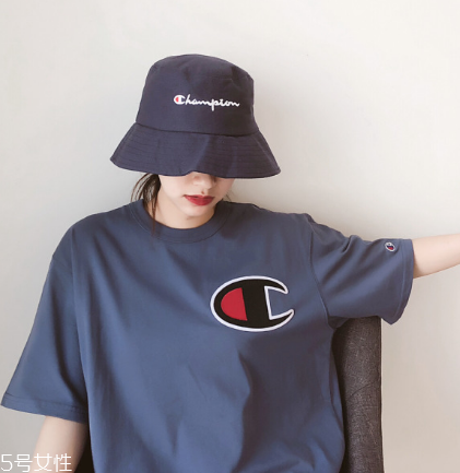 頭大適合戴什么帽子 這3款防曬又時(shí)尚 頭大適合戴什么帽子 這3款防曬又時(shí)尚