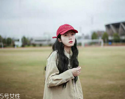 頭大適合戴什么帽子 這3款防曬又時(shí)尚 頭大適合戴什么帽子 這3款防曬又時(shí)尚