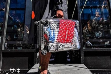 日默瓦聯(lián)名off white透明行李箱在哪買(mǎi)