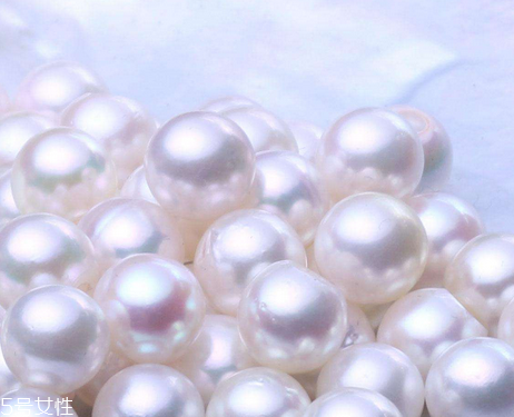 珍珠粉會使皮膚變干嗎 不會有這個現(xiàn)象 珍珠粉會使皮膚變干嗎 不會有這個現(xiàn)象