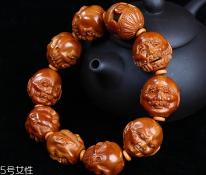 橄欖核手串一般多少錢 價(jià)格差距很大 橄欖核手串一般多少錢 價(jià)格差距很大