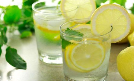 檸檬水怎么喝美白效果最好 6個(gè)技巧要知道 檸檬水怎么喝美白效果最好 6個(gè)技巧要知道