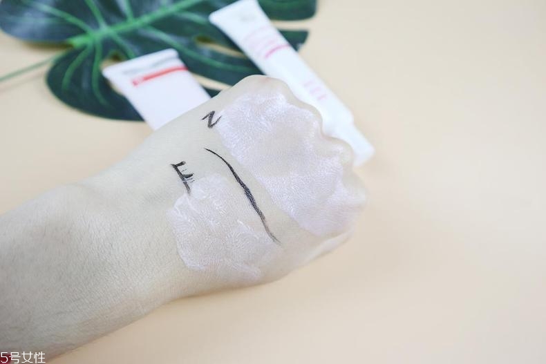 za隔離霜和資生堂fwb隔離霜哪個好 防水遮瑕選za za隔離霜和資生堂fwb隔離霜哪個好 防水遮瑕選za