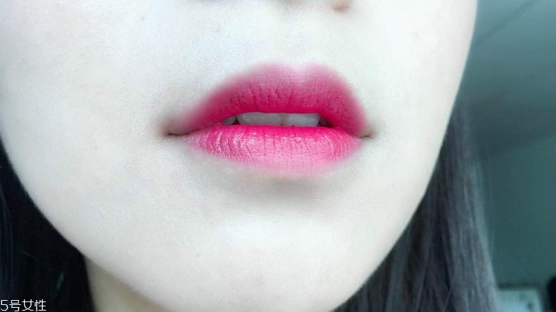 妙巴黎和露華濃唇釉哪個(gè)好 露華濃性?xún)r(jià)比更高 妙巴黎和露華濃唇釉哪個(gè)好 露華濃性?xún)r(jià)比更高