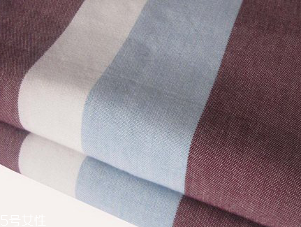 精梳棉和純棉的區(qū)別 并不是一個(gè)種類 精梳棉和純棉的區(qū)別 并不是一個(gè)種類