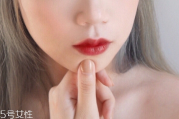 雅詩(shī)蘭黛307什么氣質(zhì) 少女冪愛薄涂