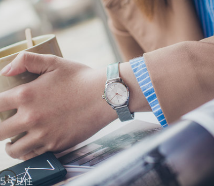 什么牌子手表性價比高 這三款值得擁有 什么牌子手表性價比高 這三款值得擁有