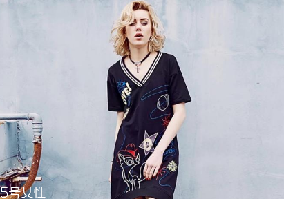 t恤裙怎么穿好看 方便涼快又舒服 t恤裙怎么穿好看 方便涼快又舒服