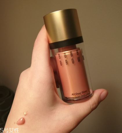 高光液適合什么膚質(zhì) 油皮用了易脫妝 高光液適合什么膚質(zhì) 油皮用了易脫妝