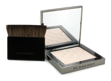 白色高光適合什么膚色 很百搭但不能用太多 白色高光適合什么膚色 很百搭但不能用太多